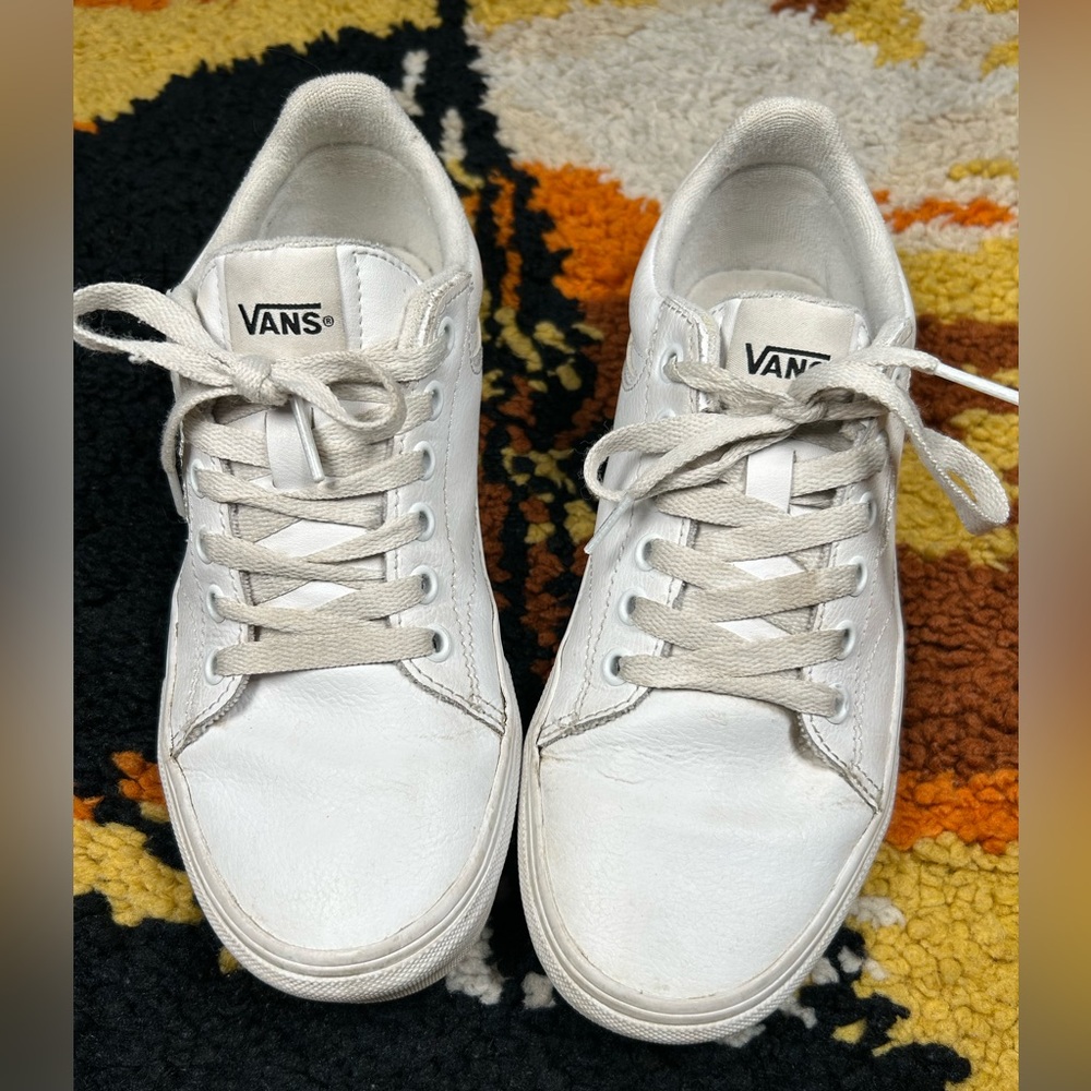 Cool Chick, VANS, Seldan, leather skate sneakers!!